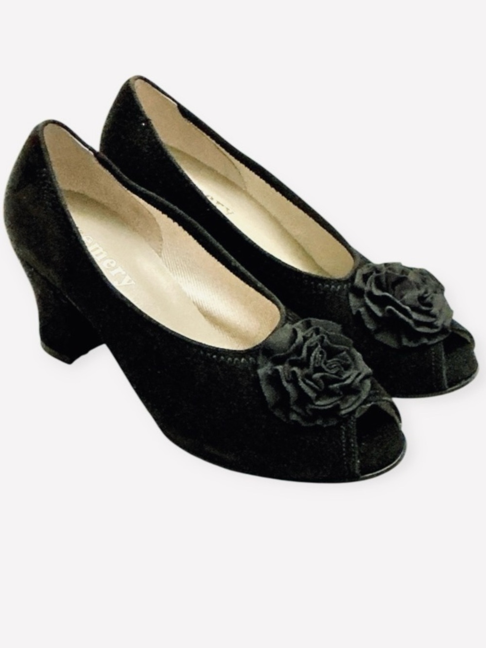 MEMERY JEAN  1940s BLACK SUEDE PUMP WITH ROSETTE AND PEEP TOE RETRO EU 38/US 7